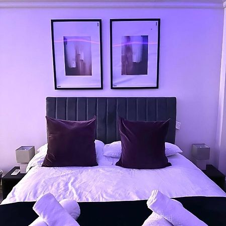 Stylish En Suite Double Room Kensington Лондон Екстер'єр фото