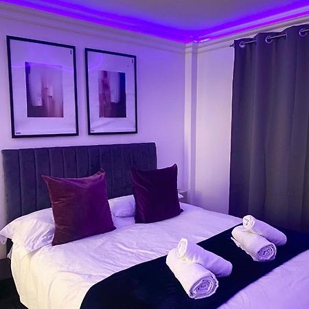 Stylish En Suite Double Room Kensington Лондон Екстер'єр фото
