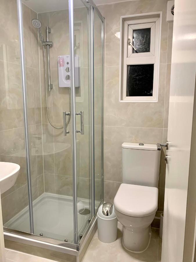 Stylish En Suite Double Room Kensington Лондон Екстер'єр фото